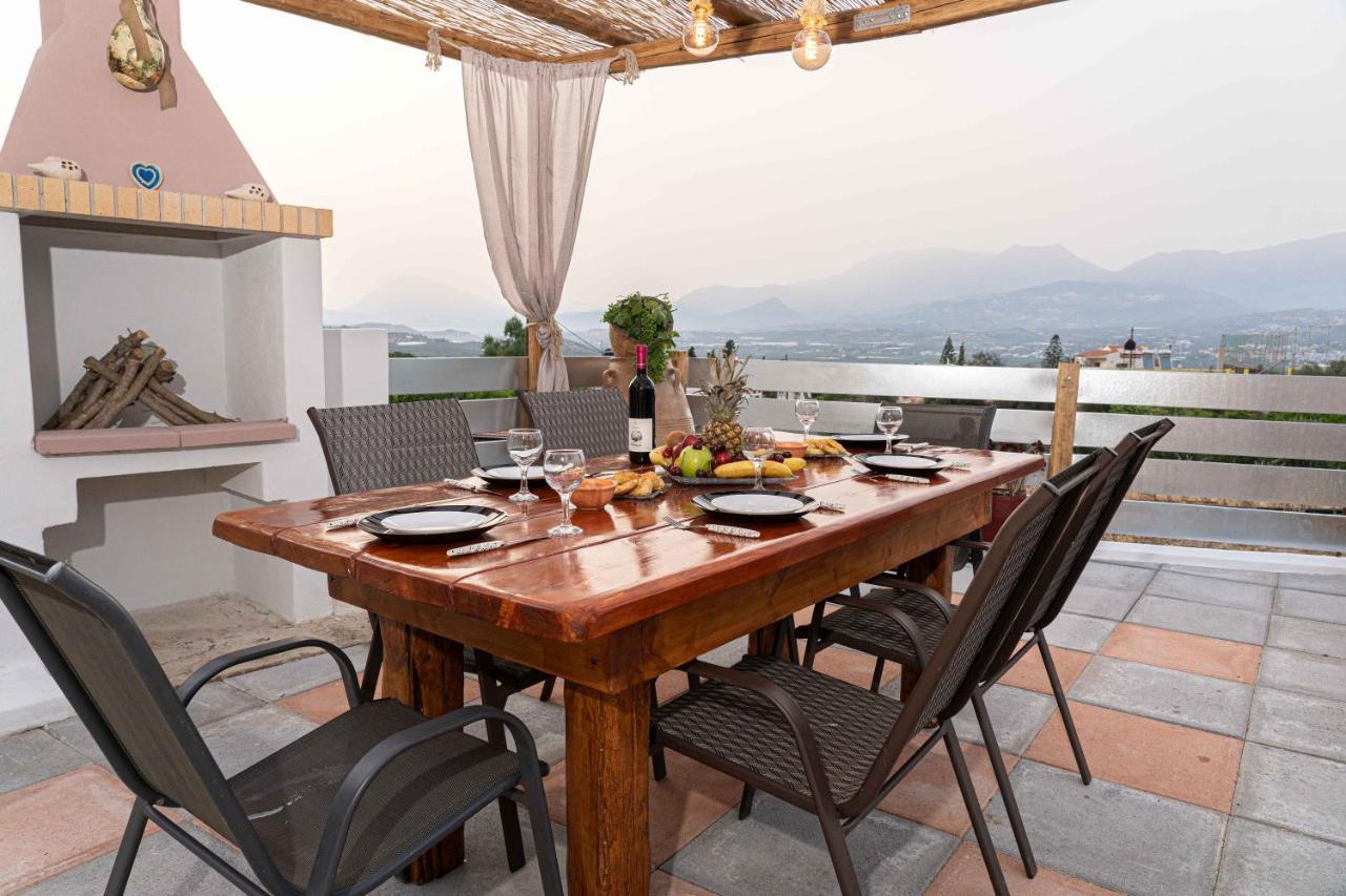 Haritos Holidays Home Pombia Esterno foto