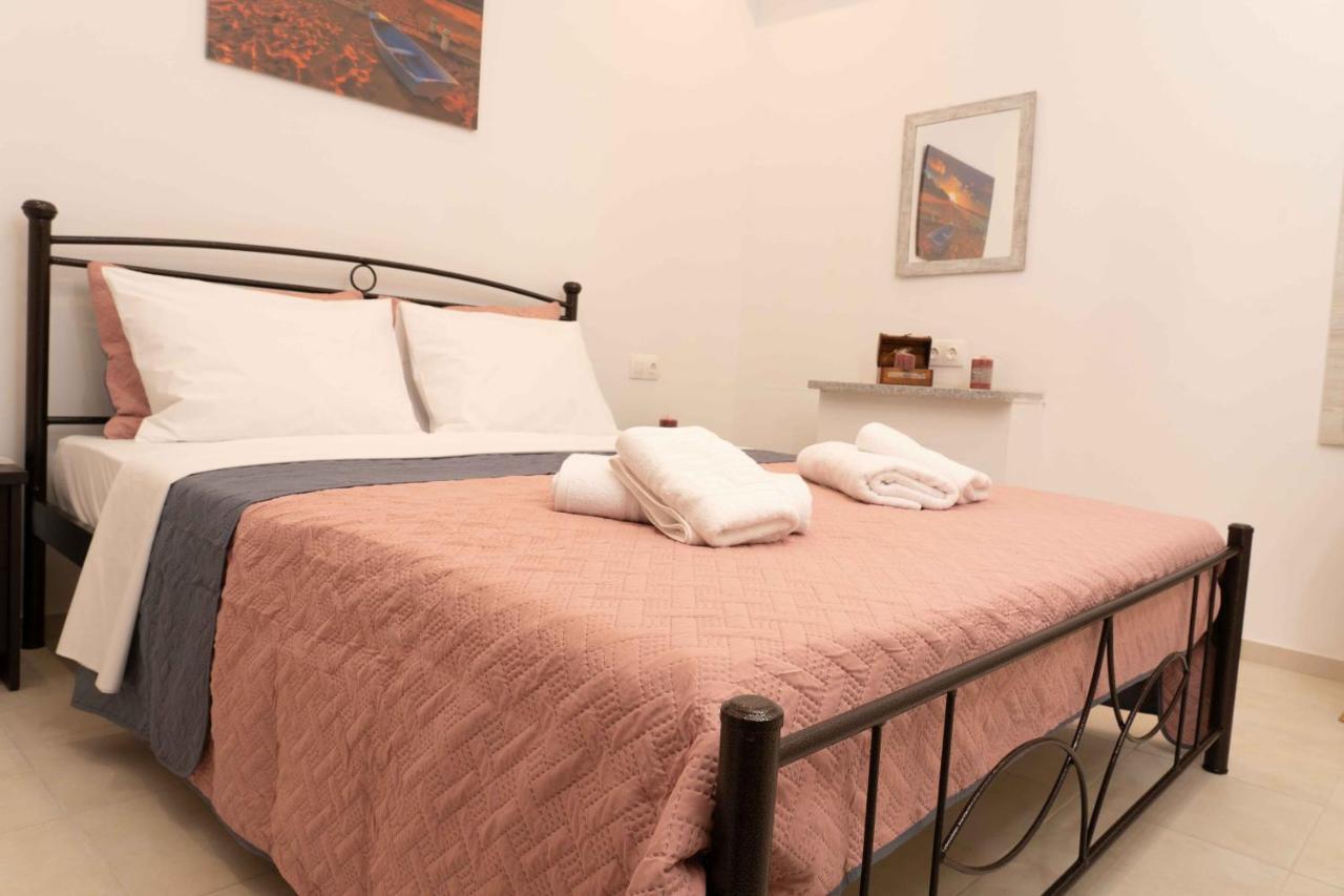 Haritos Holidays Home Pombia Esterno foto