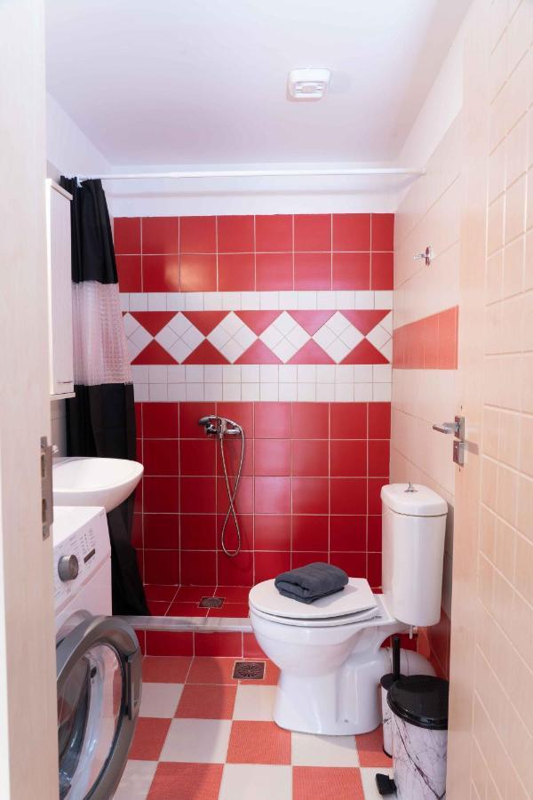 Haritos Holidays Home Pombia Esterno foto