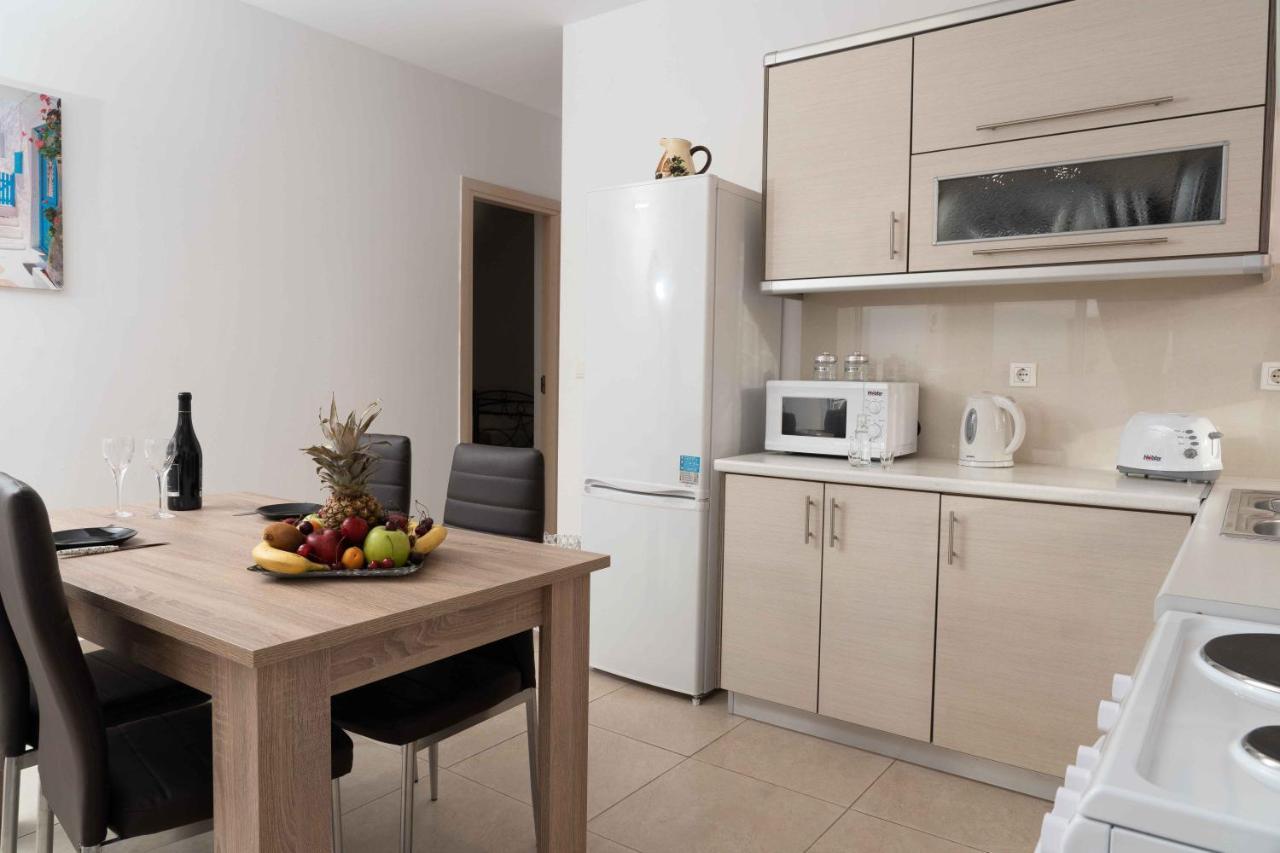 Haritos Holidays Home Pombia Esterno foto