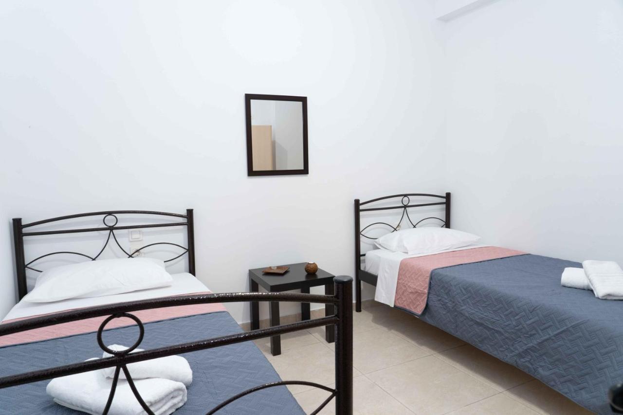 Haritos Holidays Home Pombia Esterno foto