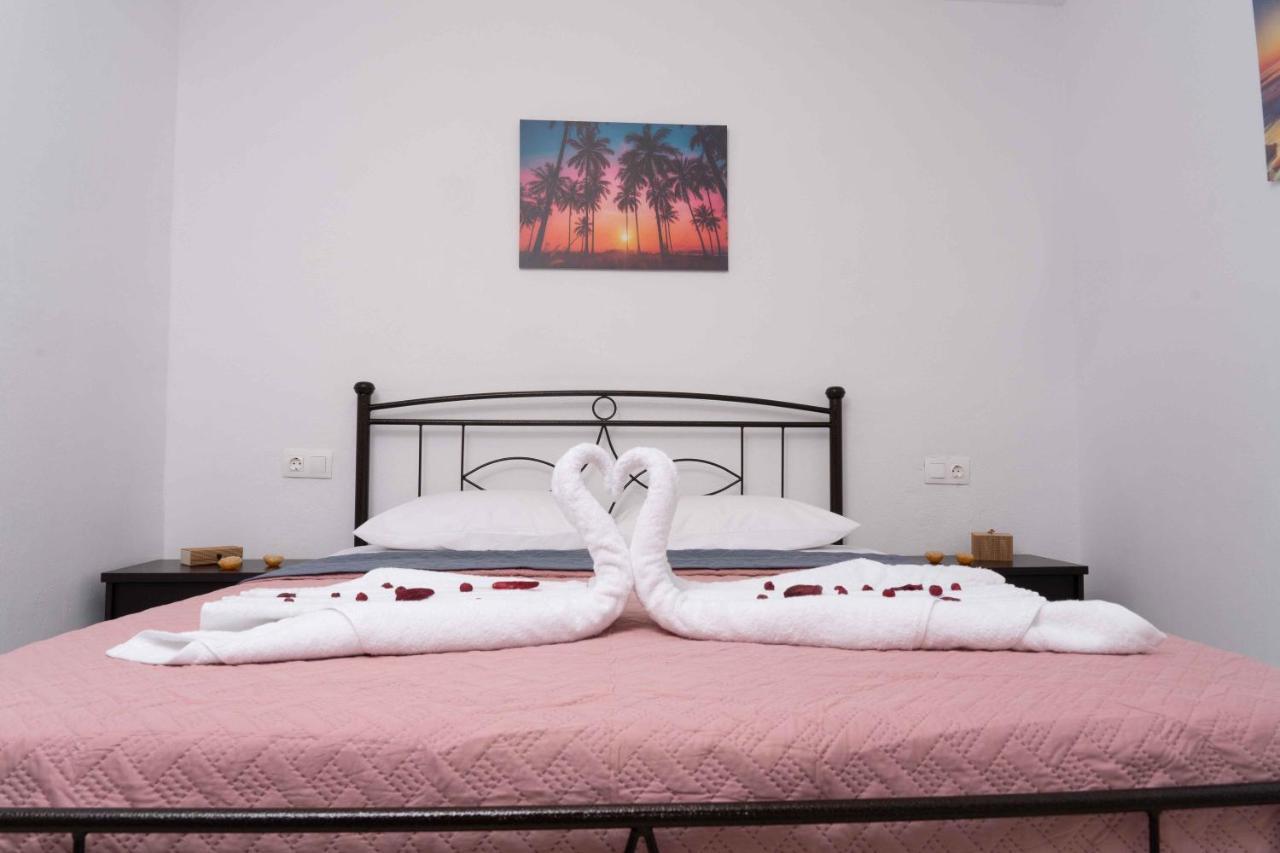 Haritos Holidays Home Pombia Esterno foto